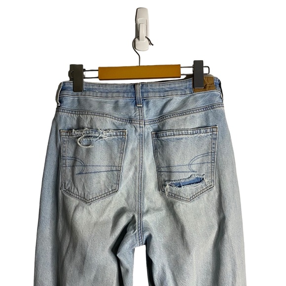 American Eagle Women's Light Wash Distressed High Waisted Mom Jeans - Picture 8 of 9